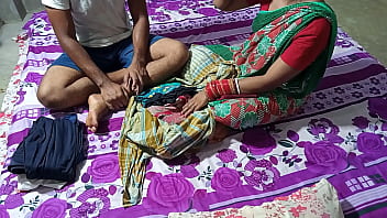 गरीब लड़की को पैसे का लालच देकर कपड़े उतारकर चोदा ! साफ हिंदी आवाज में