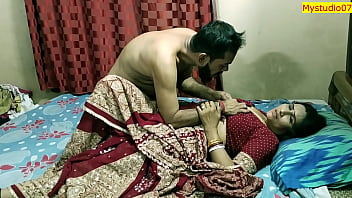 भारतीय गर्म मिल्फ भाभी का पति के दोस्त के साथ चोखा सेक्स! साफ हिंदी आवाज़ में