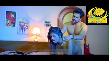 रिशि नाचते हुए अपनी गर्म प्रेमिका को चोदता है – भारतीय सेक्स – अनकट