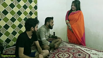 भारतीय गरम Xxx त्रिगामी सेक्स! मालकिन आंटी और दो जवान लड़कों का उत्तेजक संभोग! साफ हिंदी ऑडियो