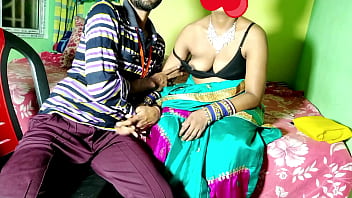 घर पर बुला के गर्म टीचर के साथ मस्ती ! साफ हिंदी आवाज में