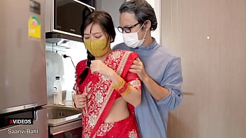 भारतीय सौतेली बेटी का मोटा गांड उसके पिताजी के बड़े लंड को लुभाता है! (हिंदी आवाज)