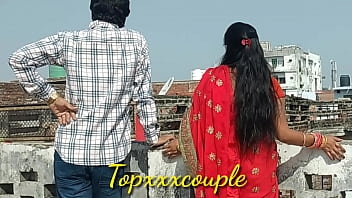 छत पर नंगी पड़ोसी की गर्म दुल्हन को जोर से चोद ड़ाला