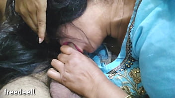 मस्त Xxx नौजवान नौकरानी को घर पर चोदना