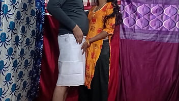 भाई-बहन का गर्म मिलन जब घर में कोई नहीं था और बहन की चीखों से गूंज उठा कमरा