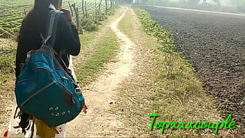 गाँव की गरम छोरी को शहर ले जाकर ताबड़तोड़ चुदाई की