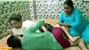 सुंदर भारतीय लड़की ने अपने प्रेमी को भाभी के साथ बांटा!! हिंदी Xxx गर्म सेक्स