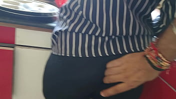 गुस्साई भारतीय प्रेमिका को उसके बॉयफ्रेंड ने जमकर चोदा (हिंदी ऑडियो) भाग 1