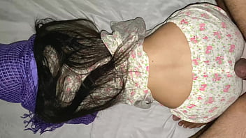 पंजाबी सौतेली माँ ने अपने बेटे के लिए ढोंगी बाबा के सामने नंगी होकर गंदी हिंदी आवाज़ में पूरी गर्म कहानी सुनाई