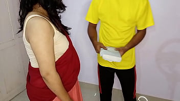 मालकिन बहन ने नौकर को ज़बरदस्ती चोदा! गर्मागरम हिंदी ऑडियो