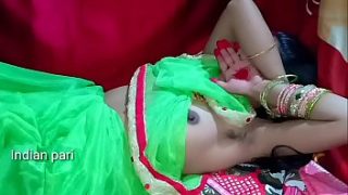 एक रात पड़ोस की भाभी के साथ गरम मुलाकात