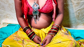 गर्म पत्नी की रात, पड़ोसन की चुदाई का राज जानकर अब मेरी चूत में घुसा रहा है मोटा लंड