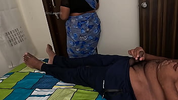 भारत में नौकरानियों के साथ घर के अंदर क्या-क्या गर्म माहौल चल रहा है