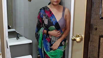 भाभी ने पति से कहा, देखो तुम्हारा भाई कैसे पोर्न देखकर हिल रहा है, मुझे भी चाहिए वैसा ही जोश