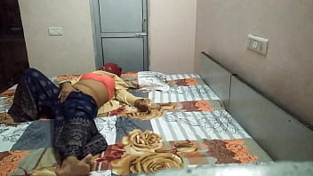भारतीय जोड़े जैक और जिया की शादीशुदा जंगी चुदाई, साफ हिंदी आवाज़ में 2021
