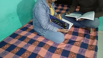 शिक्षिका ने छात्रा को पहली बार चोदा, हिंदी ऑडियो