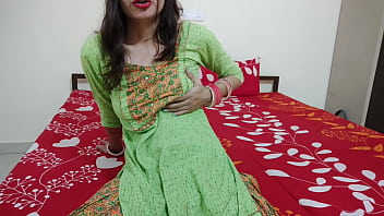 भारतीय सौतेले भाई-बहन का गंदा रोलप्ले वीडियो, हिंदी में अश्लील बातचीत के साथ Hd स्लो मोशन में (भाग-2)