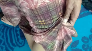भारतीय युवा सेक्सी लड़की की चूत की चुदाई