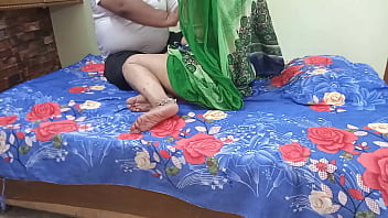 भारतीय देसी मुस्लिम प्रेमिका को उसके जवान प्रेमी ने कुत्ते की तरह पीछे से चोदा, बड़े लंड वाले शौकिया ने गांड मारी, पूरी हिंदी आवाज़ वाला अश्लील वीडियो