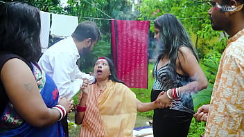 गुरुमा का कड़क अंदाज में चेले के साथ जबरदस्त सेक्स का मजा