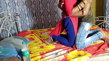 अपनी शादीशुदा छात्रा को उसके घर जाकर ज़ोरदार तरीके से चोदा – गर्मागर्म हिंदी आवाज़ में – पहला हिस्सा