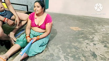 भारतीय माँ की कड़ी चुदाई गीली चूत की