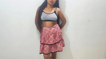गर्म भारतीय नई नवेली भाभी का कुत्ते वाली स्टाइल में जोरदार चुदाई, देसी मोटी गांड वाली भाभी की सेक्स