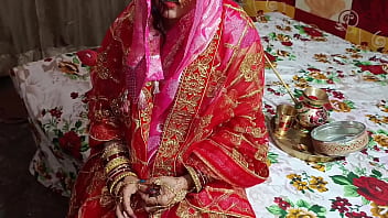 नवविवाहित देसी जोड़े की करवा चौथ की रात हिंदी ऑडियो में जोरदार चुदाई