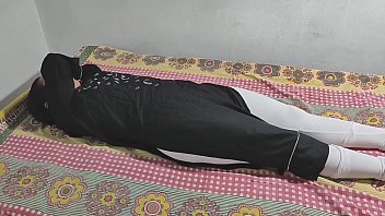गाँव की सौतेली बहन और भाई का गंदा सेक्स, कोमल शर्मा की चूत में लंड