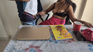 गर्म देसी भाभी को ऑफिस में ही ज़बरदस्त चोद मारी