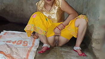 भारतीय मॉडल भाभी अपने देवर के साथ मस्ती करते हुए साफ हिंदी ऑडियो