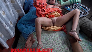 भारतीय सुडौल सौतेली माँ की गर्म चुदाई