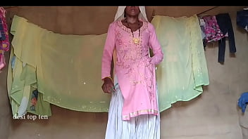 मेरी गर्म पत्नी को जबरदस्त बुर चाटने के बाद मोटे लंड से देसी चूत की मस्ती
