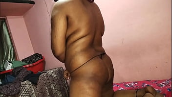 भाई ने अपनी सगी 18 साल की बहन को जबरदस्ती चोदा