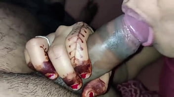 नई नवेली दुल्हन जानवी भाभी की चूत चाटने और चूसने का गर्म मजेदार सेक्स वीडियो