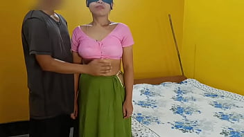 गर्म देशी भाभी का चोदाई भरा वीडियो जहां वो अपने देवर के साथ बेहया बनकर चुदती है