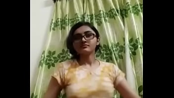 गर्म देसी बूब्स