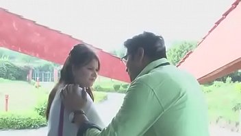 भारतीय भाभी और उसके देवर का गर्म मिलन