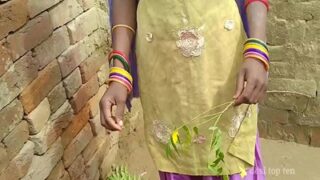 गांव की कुलटा औरत और उसके पड़ोसी का देहाती सेक्स वीडियो
