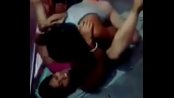 गर्म देशी आंटी की चुदाई की कहानी