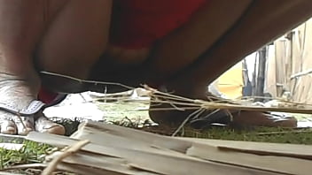 गर्म देसी बालों से भरी पेशाब
