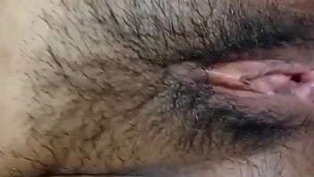 मेरी देसी फूली हुई चूत
