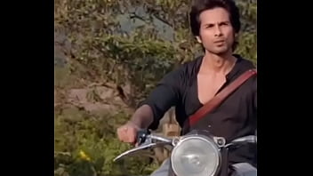 गर्म देसी चुंबन का नया अंदाज