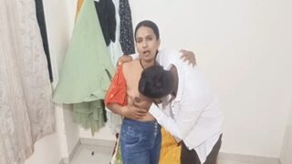 भाभी ने अपने हॉर्नी देवर के साथ जंगली इंडियन पोर्न रिकॉर्ड किया