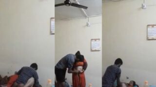 मकान मालकिन को उसका किरायेदार चोदकर उसकी देसी चूत में माल निकालता है