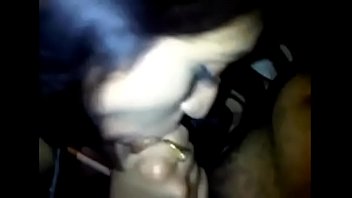 गर्म भारतीय लड़की का जबरदस्त मुंह मैथुन