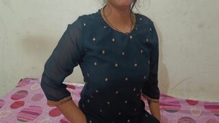 भाभी की चूत में भरा सौतेले भाई ने मोटा माल