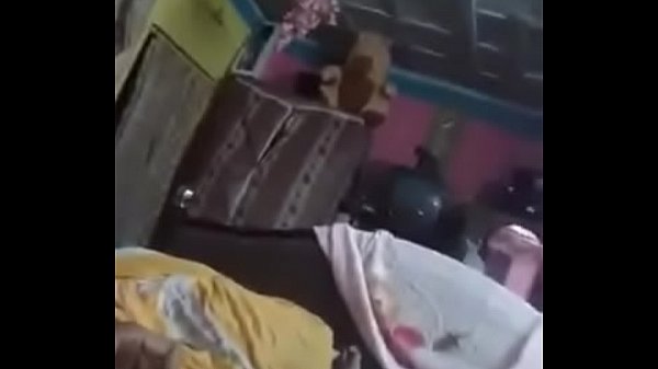 गर्म भारतीय प्रेमिका का चुदाई का मजा