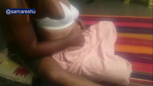 गर्म देसी बीवी की चूत तेरे लंड के लिए तैयार है