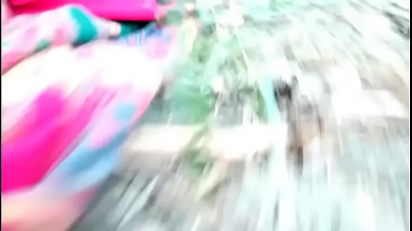 गांव की देसी गली में जंगली चुदाई